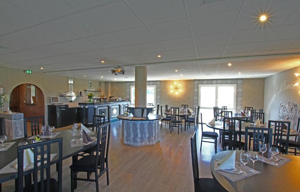 Hotel Restaurant Champ Alsace Haguenau Exterior photo