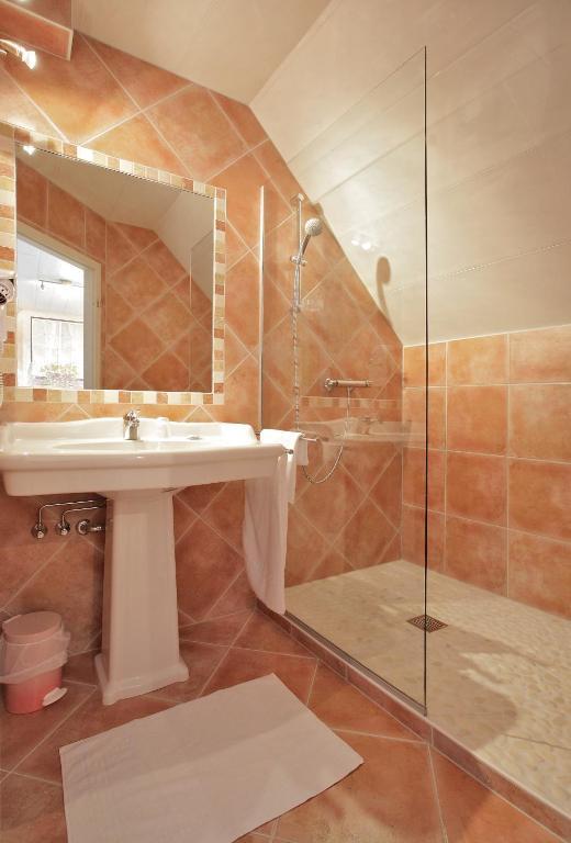 Hotel Restaurant Champ Alsace Haguenau Room photo